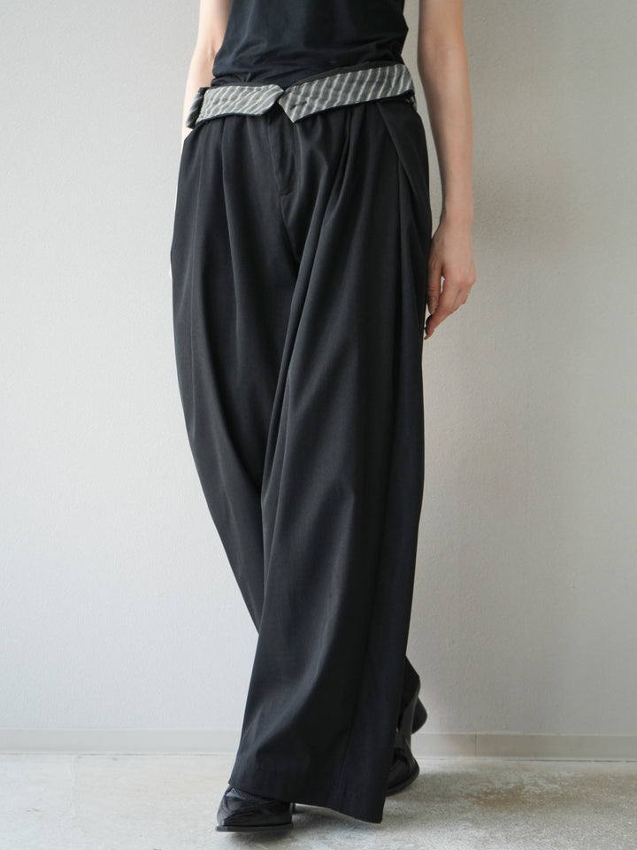 [予約]タックデザインワイドパンツ/ブラック