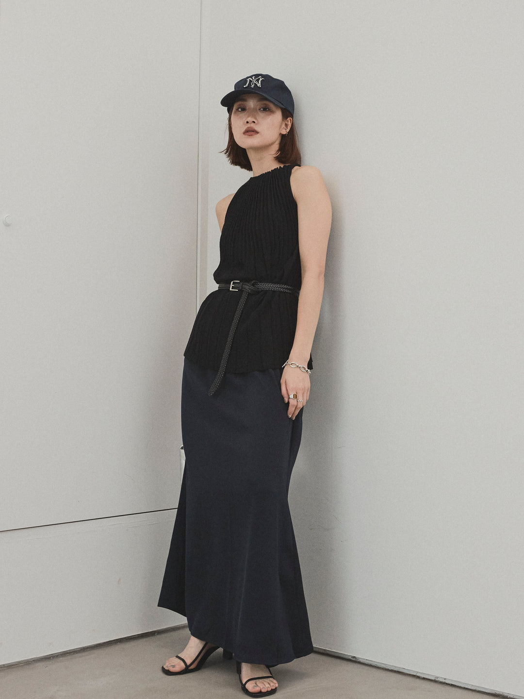 [SET]プリーツニットキャミソール+リラックスナロースカート(2set)