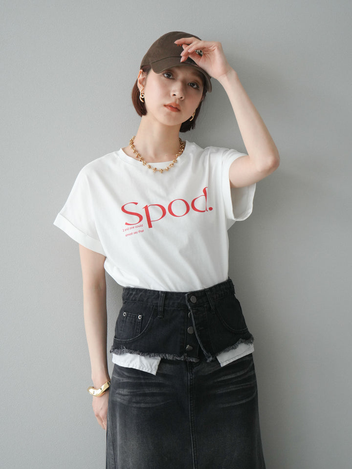 [予約]ドライタッチコットンバックラウンドヘムロゴTシャツ/オフ×レッド