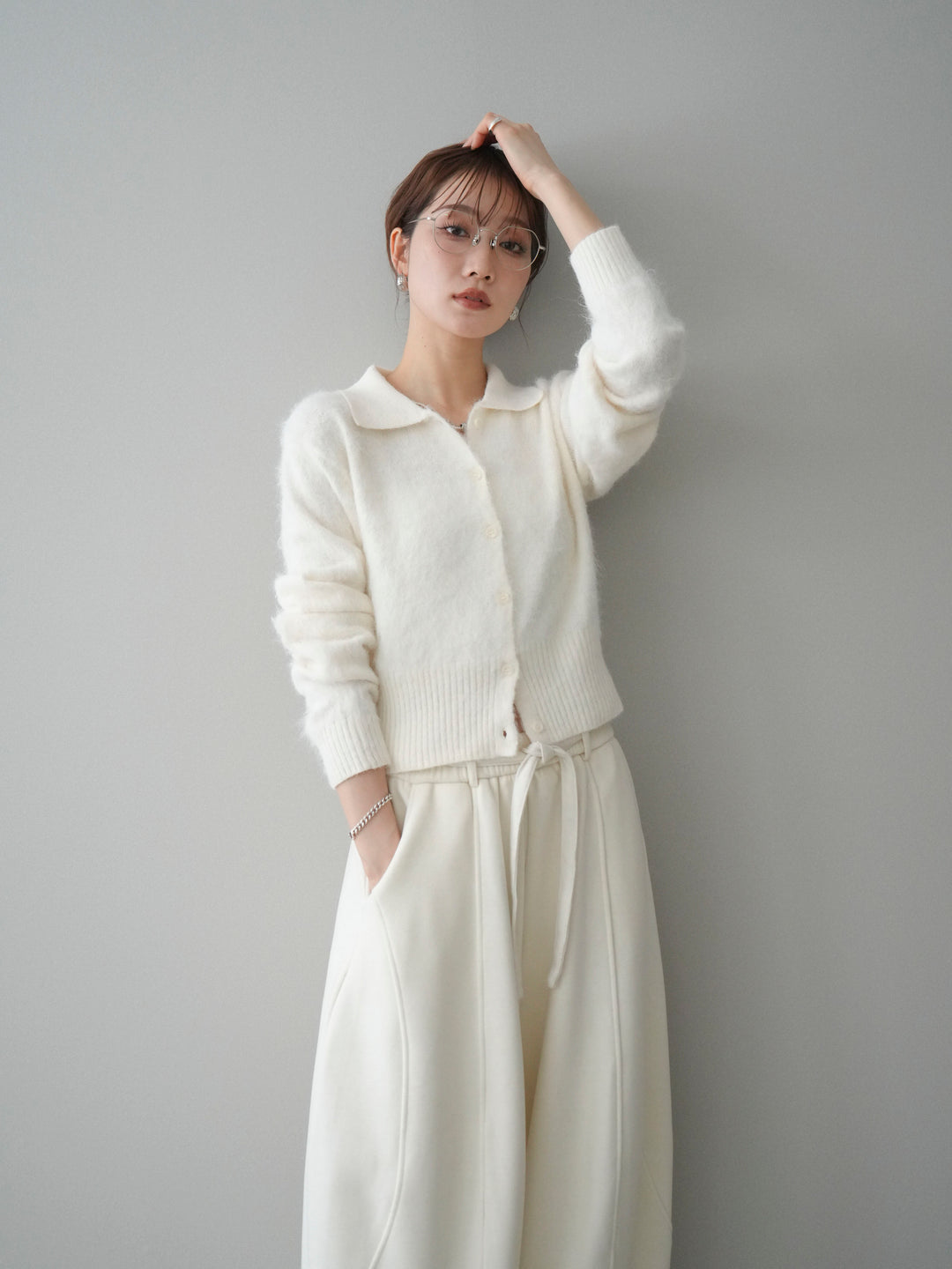 [予約]モヘア衿付きボタンプルオーバー/off