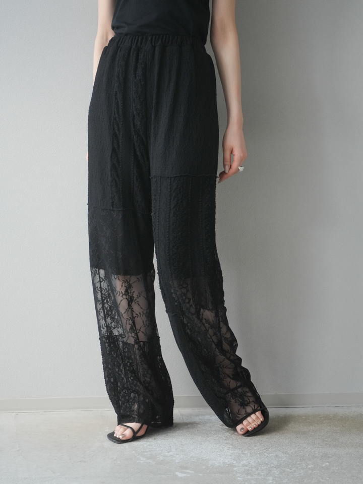 【預購】拼布蕾絲寬褲/黑
