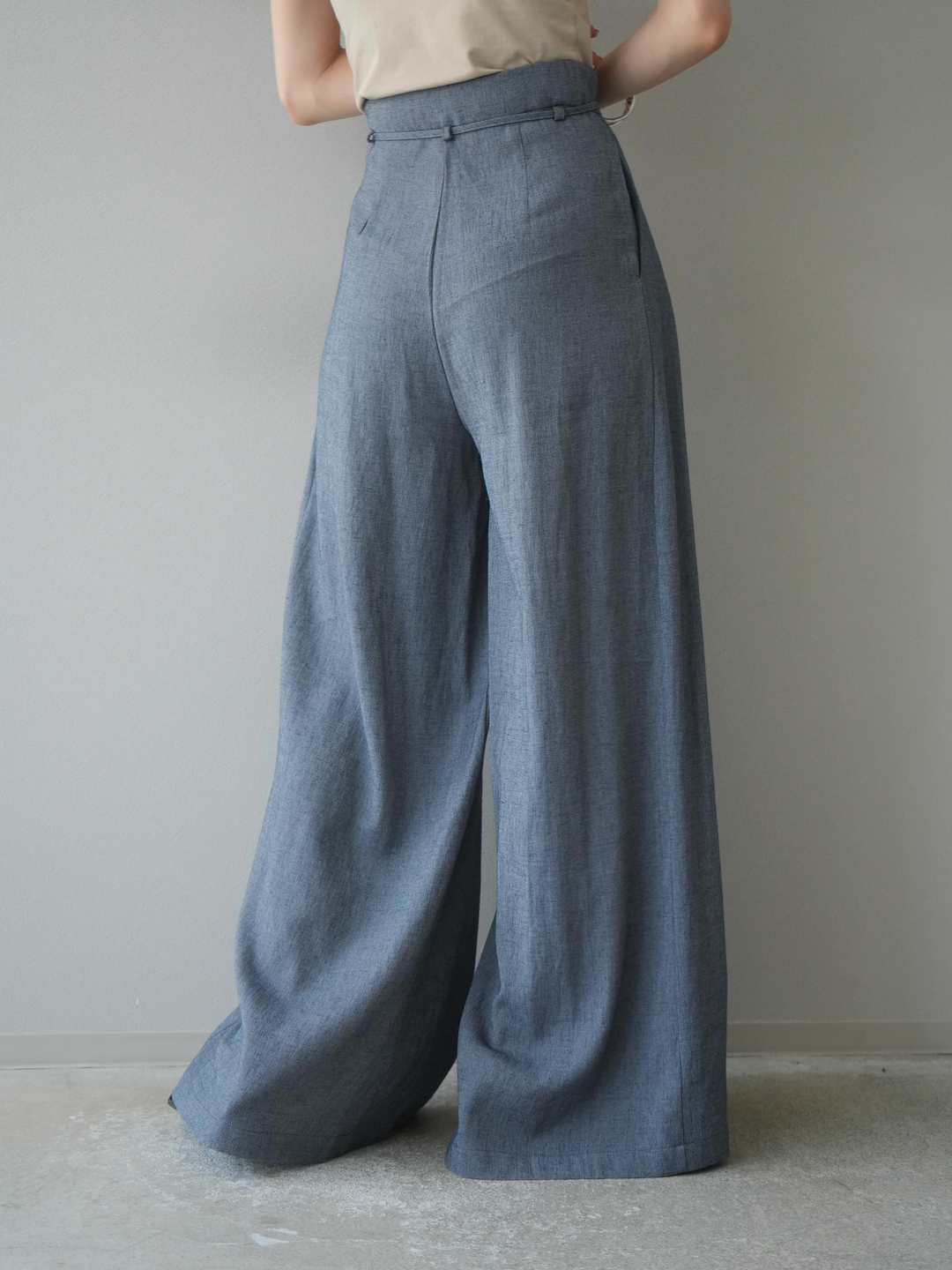 【預購】仿亞麻雙褶設計寬褲/藏青色