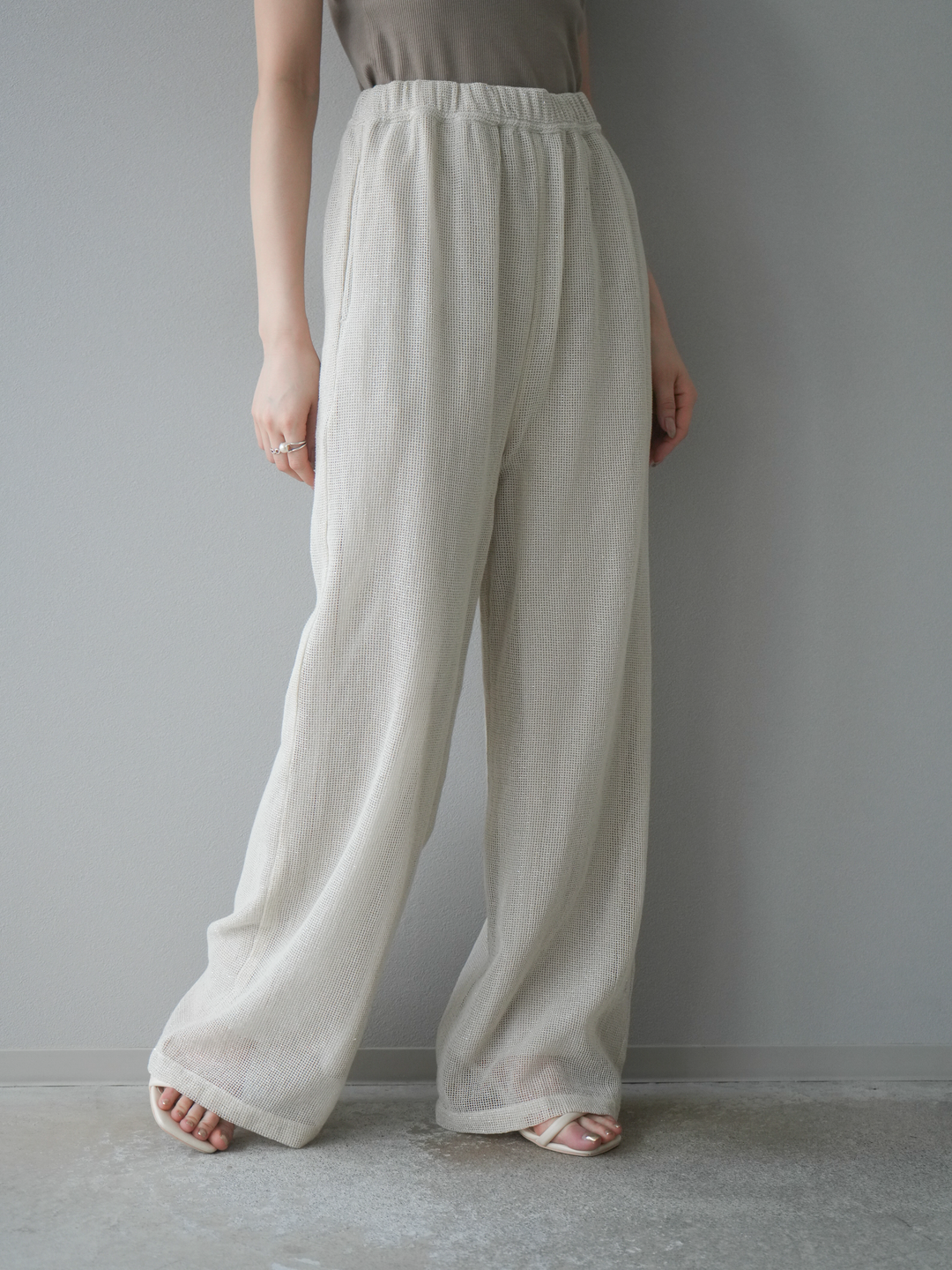 [預購] 棉質金銀絲網眼休閒褲/象牙白