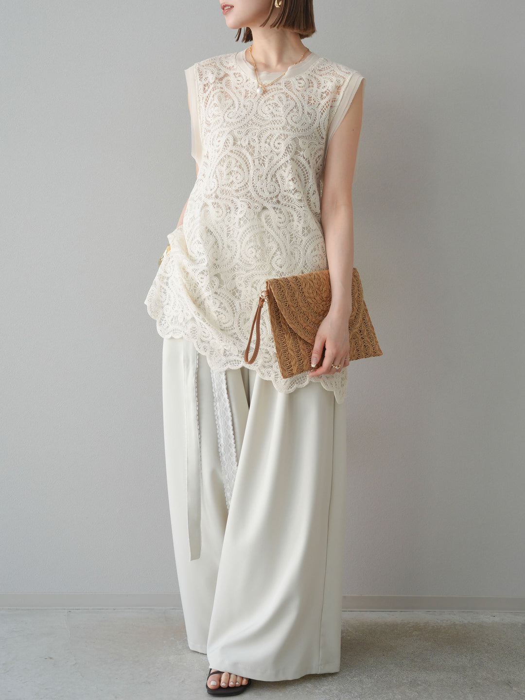 【預購】蕾絲腰帶設計寬褲/象牙白
