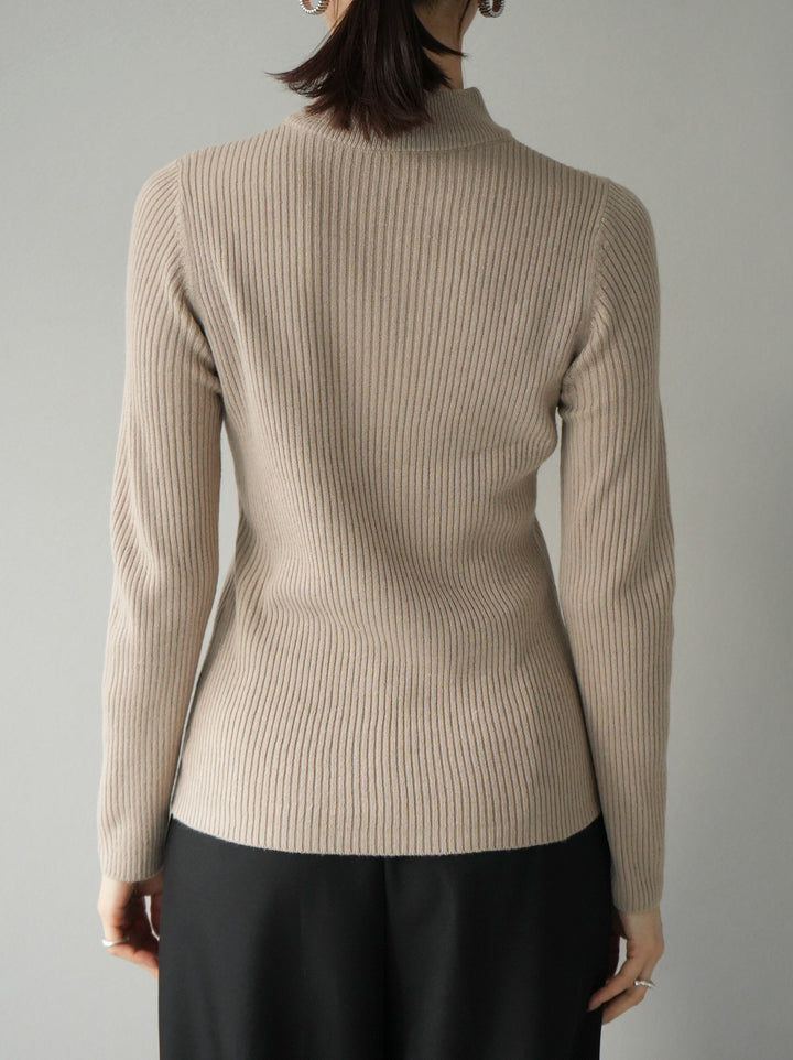 [預訂] 瓶頸羅紋針織上衣/米色