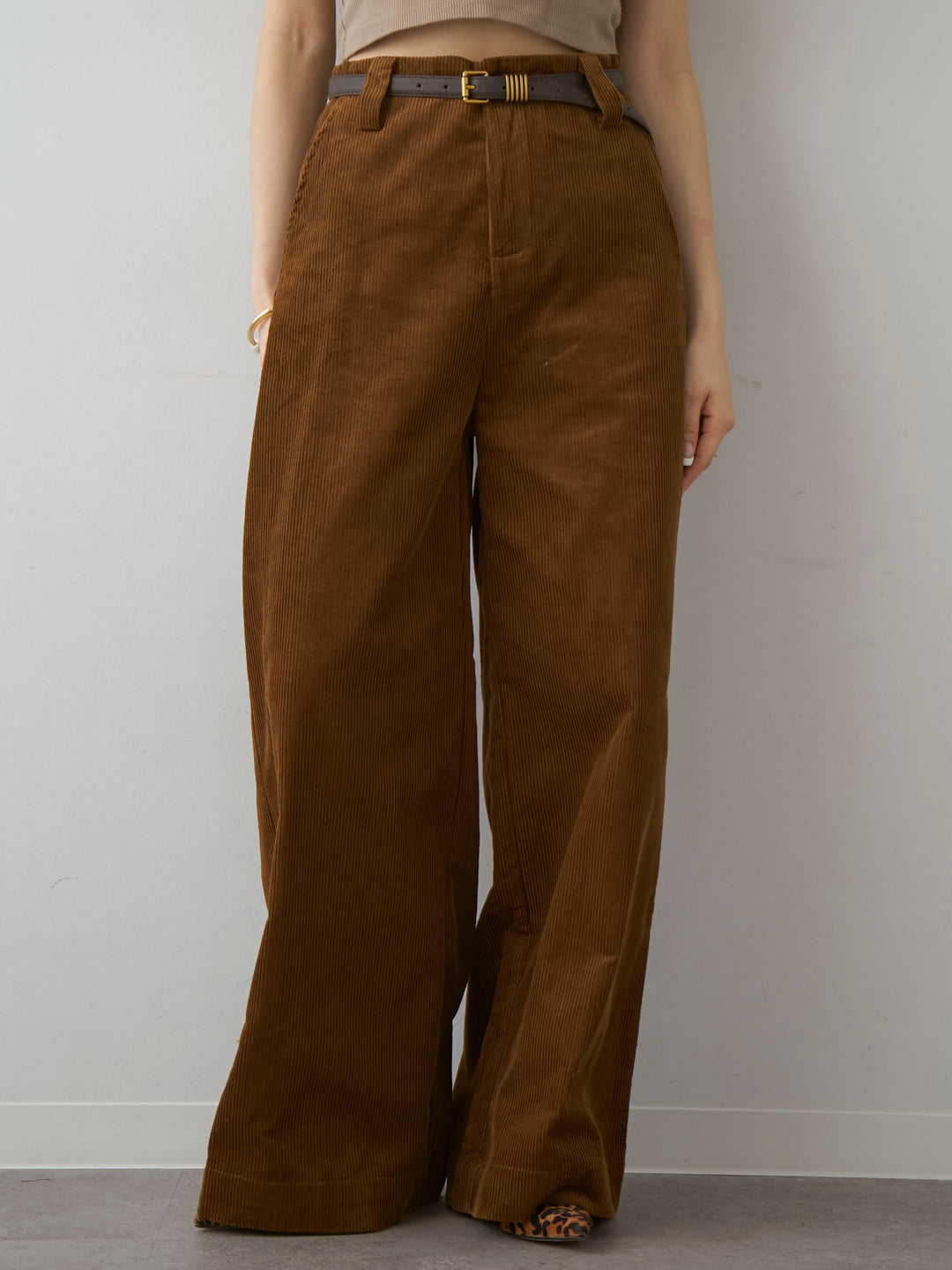 [予約]ベルト付コーディロイワイドストレートパンツ/brown