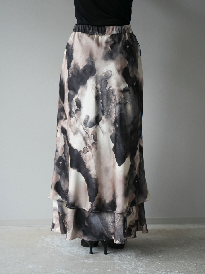 [予約]ニュアンスサテンフリルスカート/アイボリー×チャコールグレー