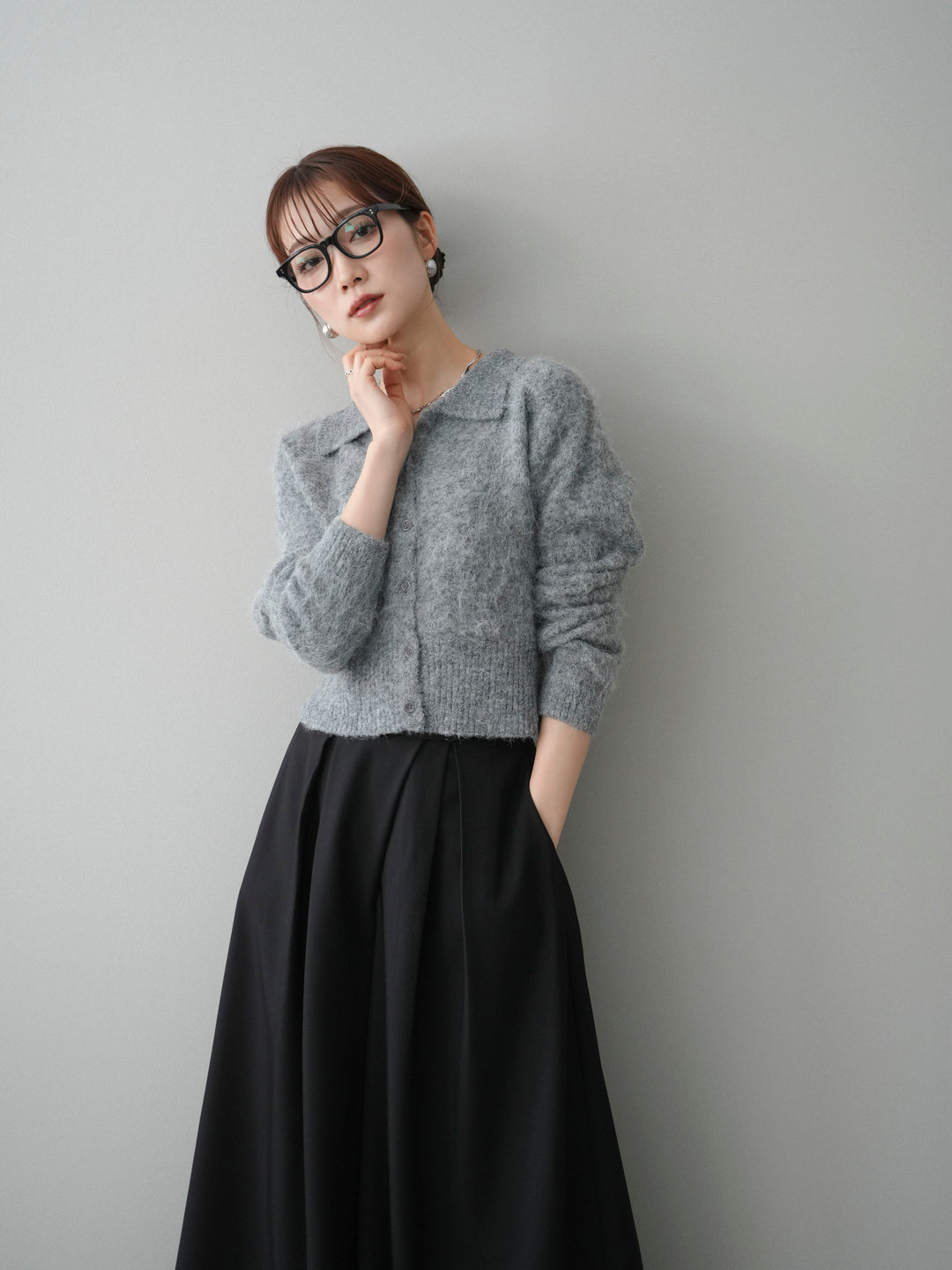 [SET]モヘア衿付きボタンプルオーバー+テープベルトタックバギーパンツ(2set)