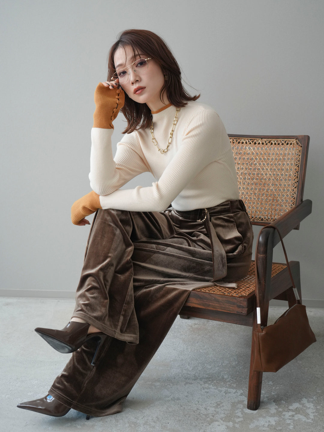 [予約]袖ボタンハイネック配色リブニットトップス/ivory