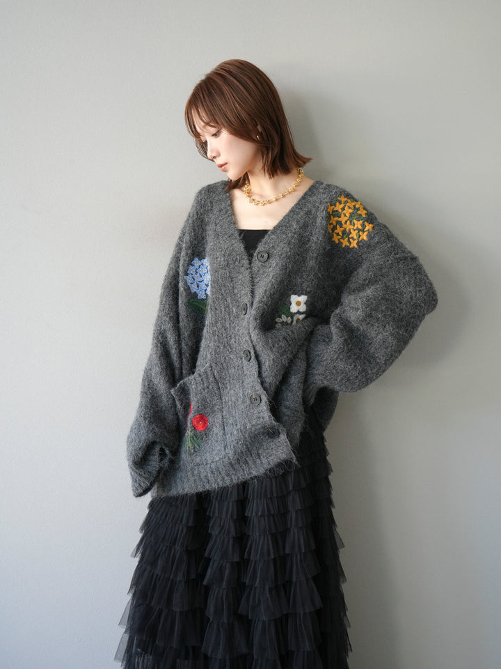 [SET] 花朵刺繡V領寬鬆針織開襟衫 + 薄紗層疊裙 (2套)