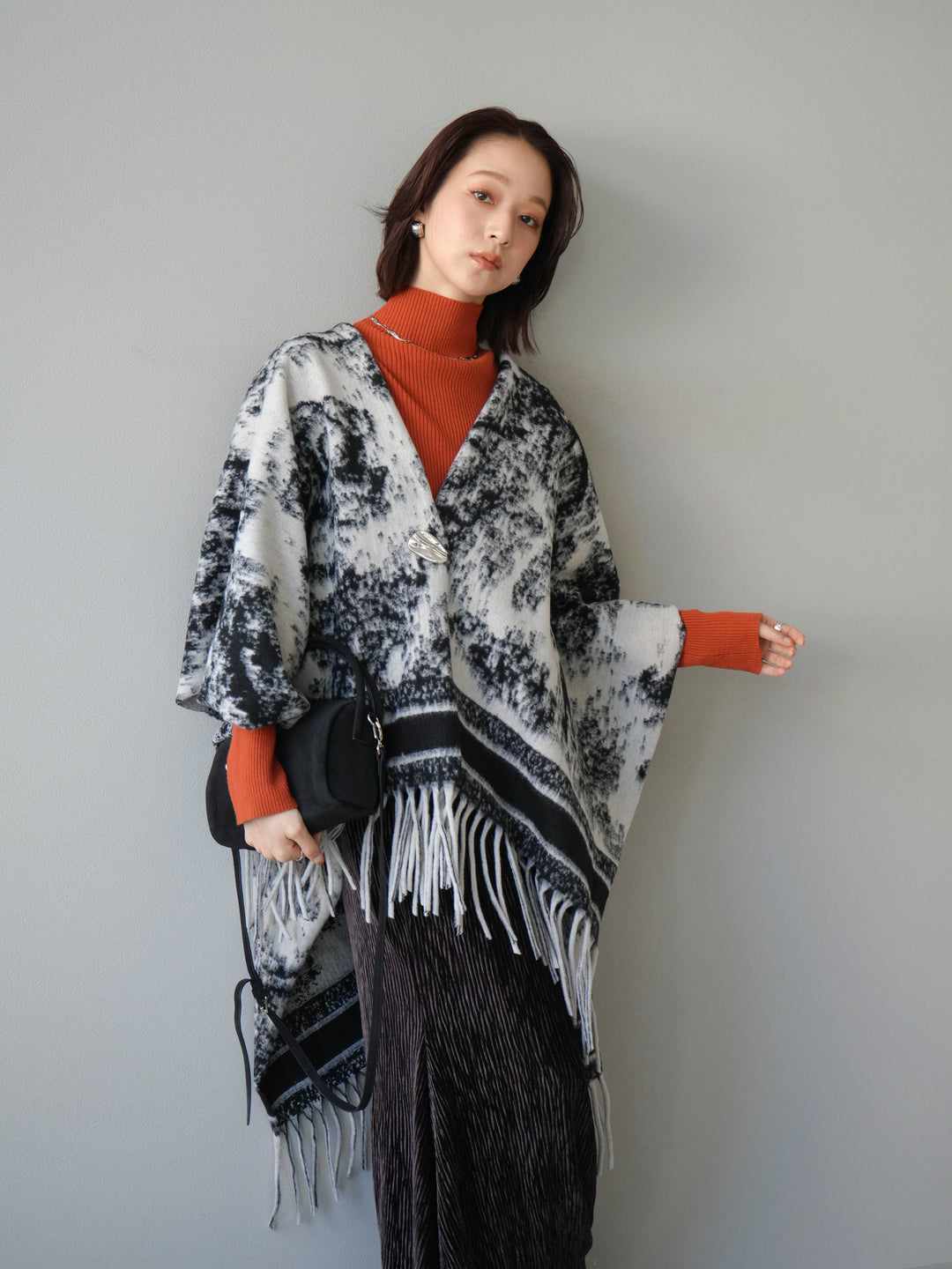 [SET]アブストラクト柄ストールポンチョ+選べるアクセセット(2set)