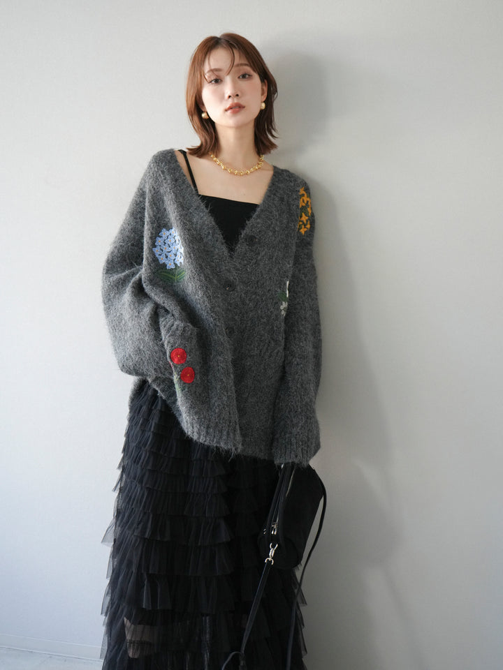 [SET] 花朵刺繡V領寬鬆針織開襟衫 + 薄紗層疊裙 (2套)