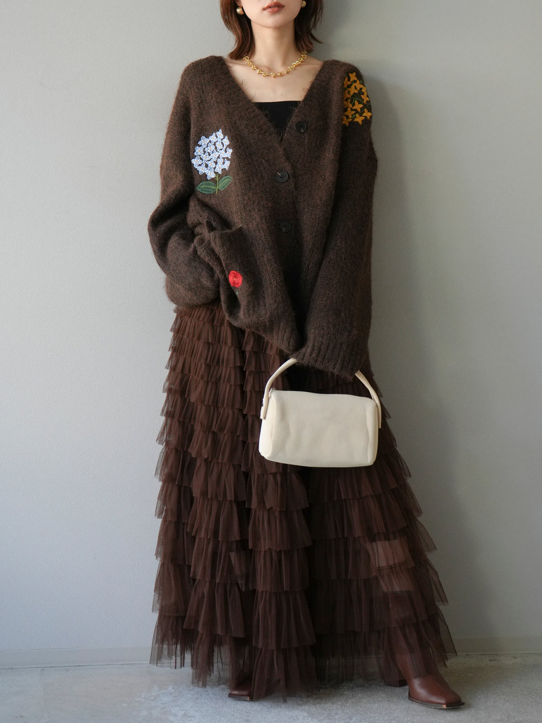 [SET] 花朵刺繡V領寬鬆針織開襟衫 + 薄紗層疊裙 (2套)