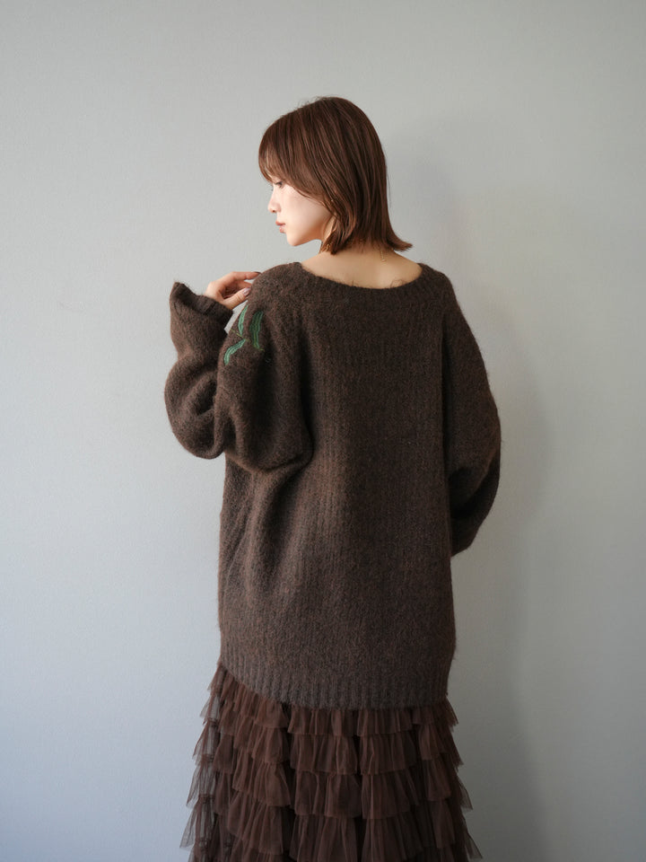 [SET] 花朵刺繡V領寬鬆針織開襟衫 + 薄紗層疊裙 (2套)