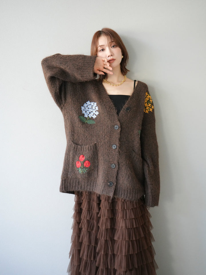 [SET] 花朵刺繡V領寬鬆針織開襟衫 + 薄紗層疊裙 (2套)