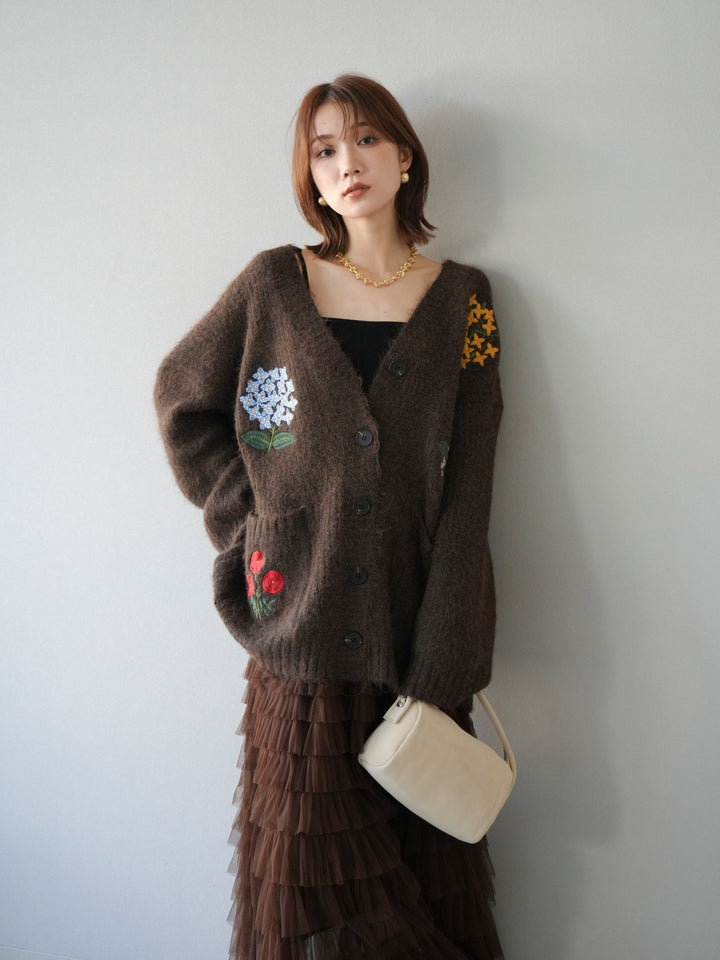 [SET] 花朵刺繡V領寬鬆針織開襟衫 + 薄紗層疊裙 (2套)