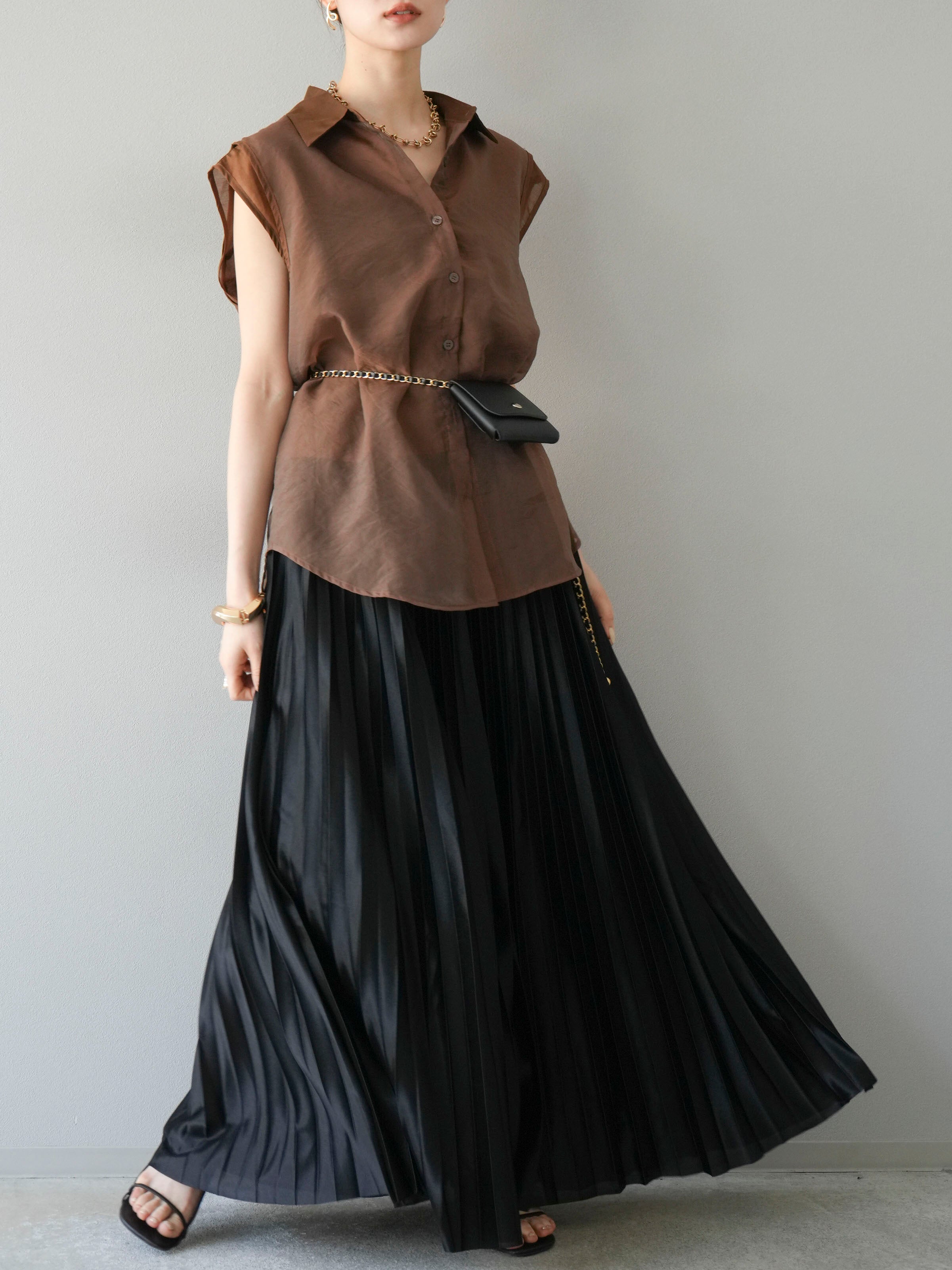 予約]サテンプリーツマキシスカート/ブラック – Lumier