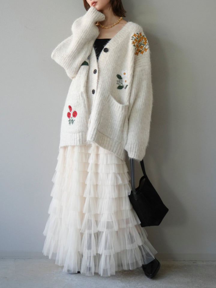 [SET] 花朵刺繡V領寬鬆針織開襟衫 + 薄紗層疊裙 (2套)