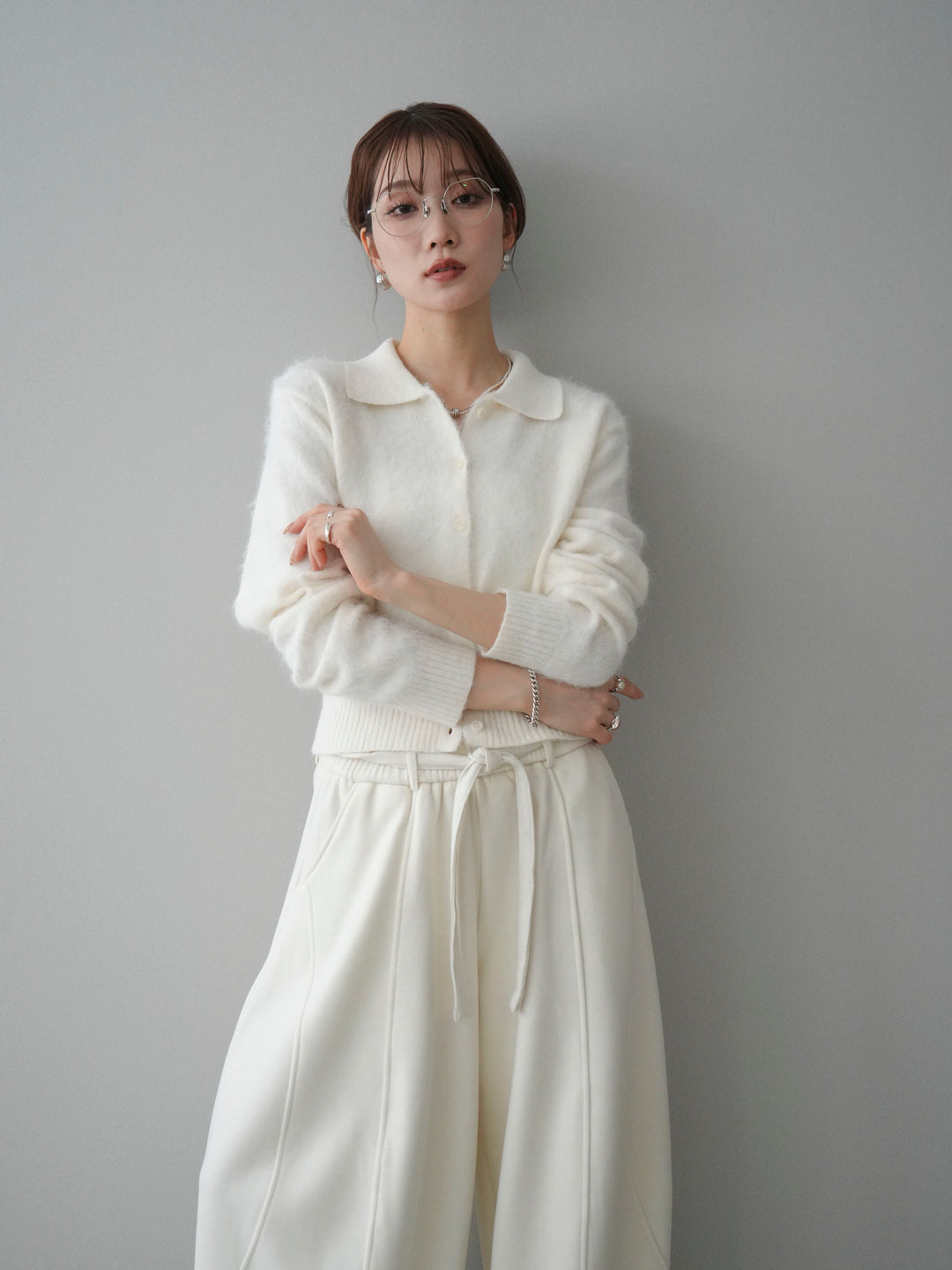 [予約]モヘア衿付きボタンプルオーバー/off