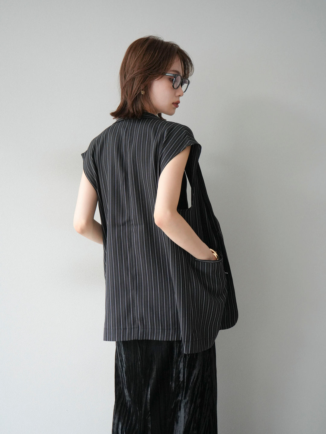 [予約]ヘリンボーンストライプジレ/ブラック