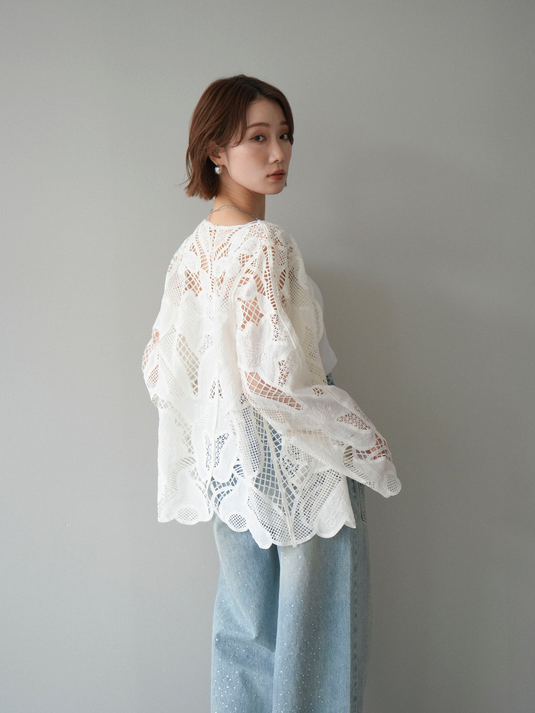 [予約]立体レーススカラップブラウス/white
