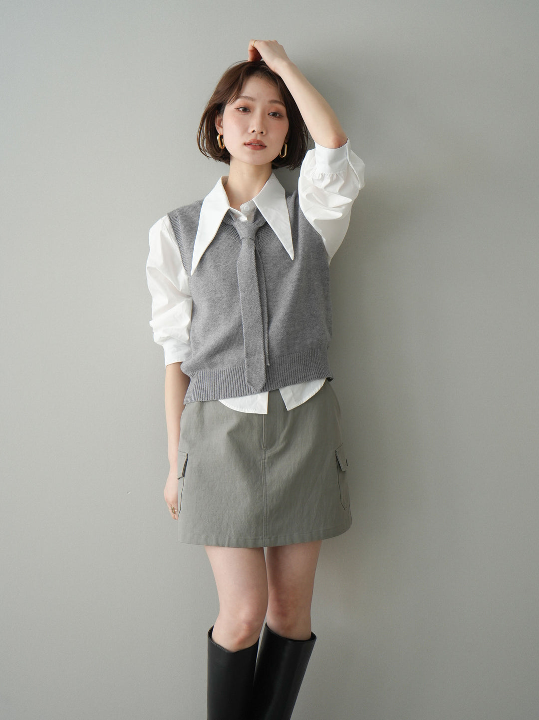 【套裝】蝴蝶結針織背心套裝襯衫+繫帶工裝迷你裙（兩件組）