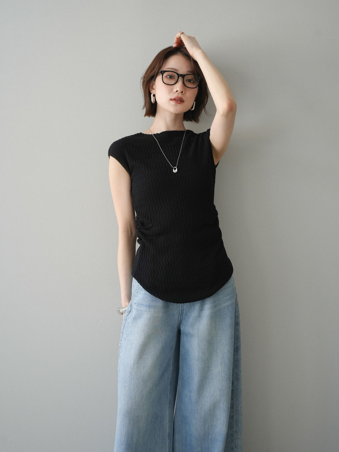 [予約]サイドシャーリングボトルネックノースリーブニットプルオーバー/black