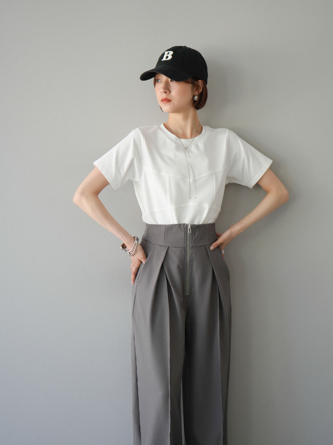 [SET]ビスチェデザインTシャツ+ジップタックワイドパンツ(2set)