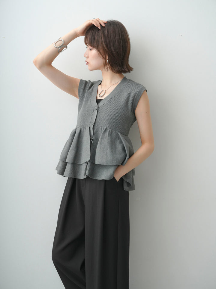 [予約]ダブルフリルペプラムノースリニットトップス/gray