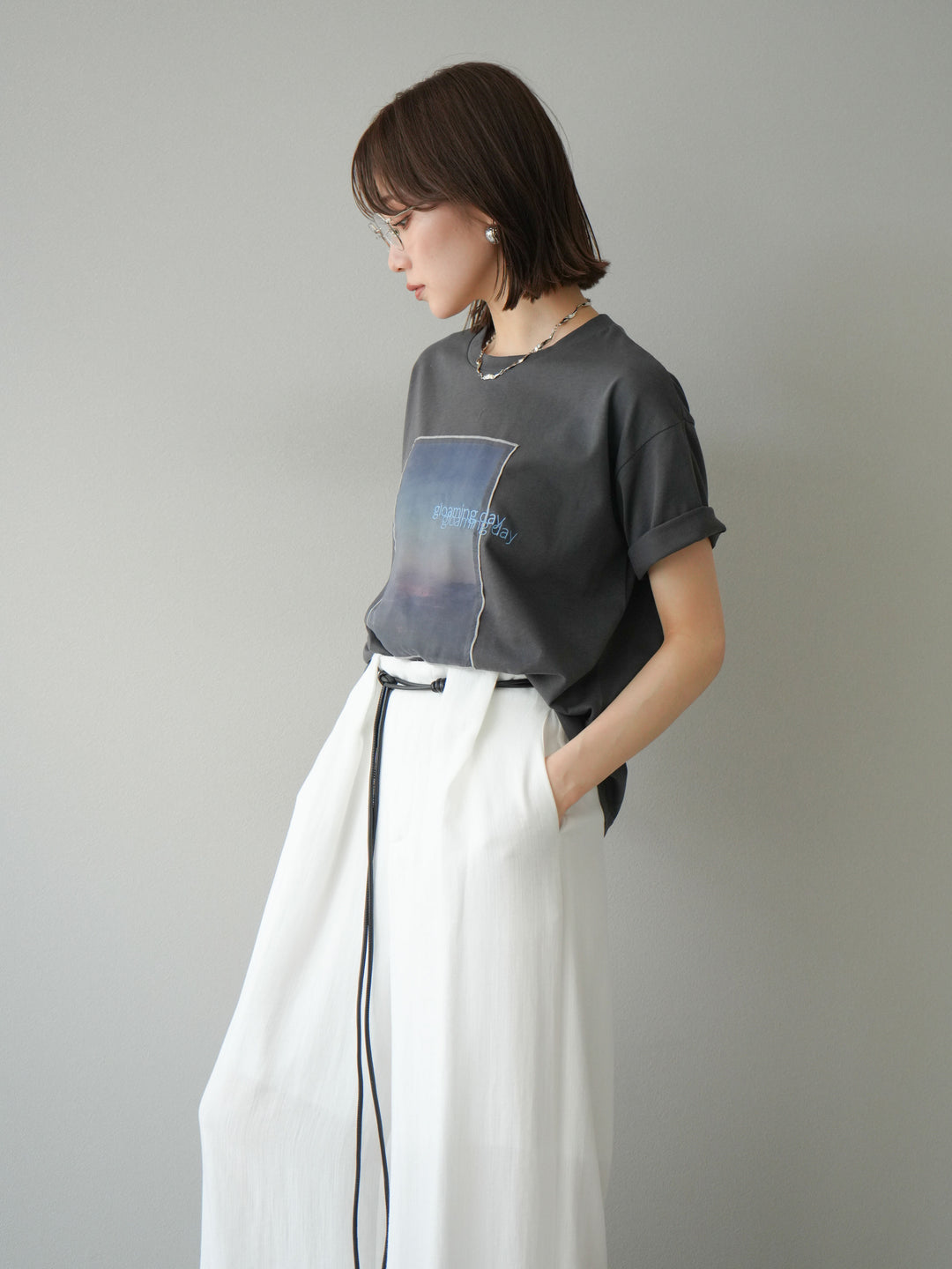 [予約]チュールレイヤードプリントTシャツ/チャコール