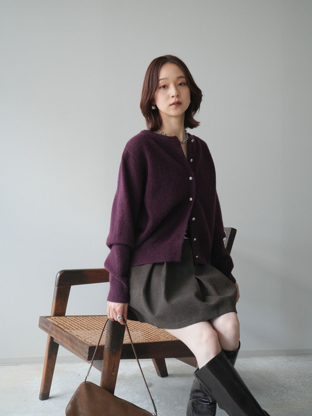 [SET]アンティークボタンニットカーディガン+ベルト付きタックミニスカート(2set)