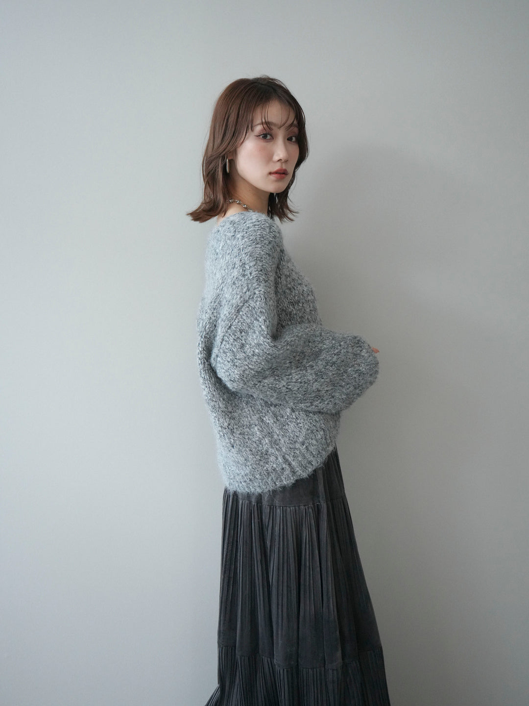 [SET]Vネックミックスヤーンニットプルオーバー+ベロアティアードワッシャースカート(2set)