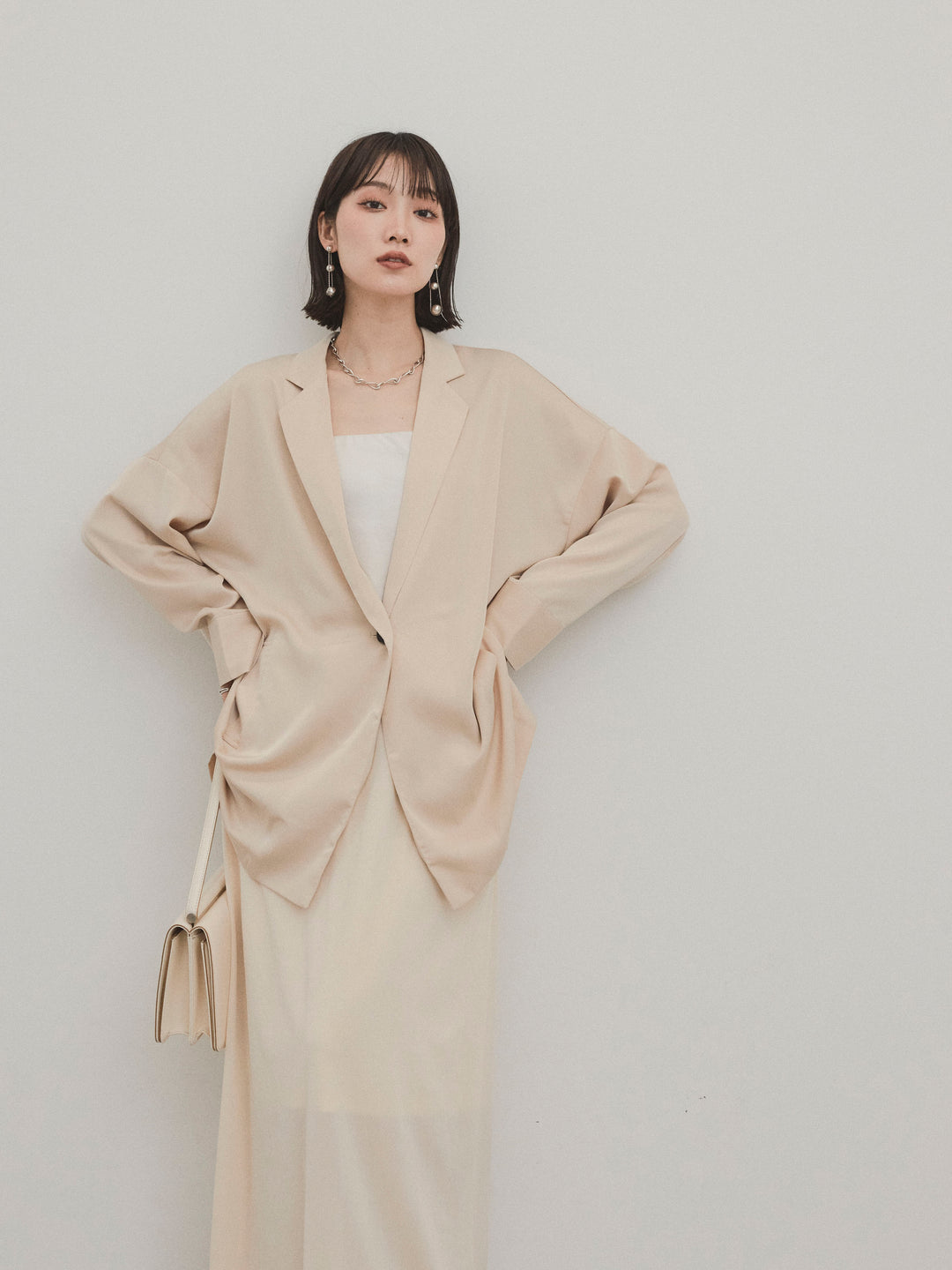 [SET] 霧面緞面外套 + 天鵝絨半身裙 (2set)