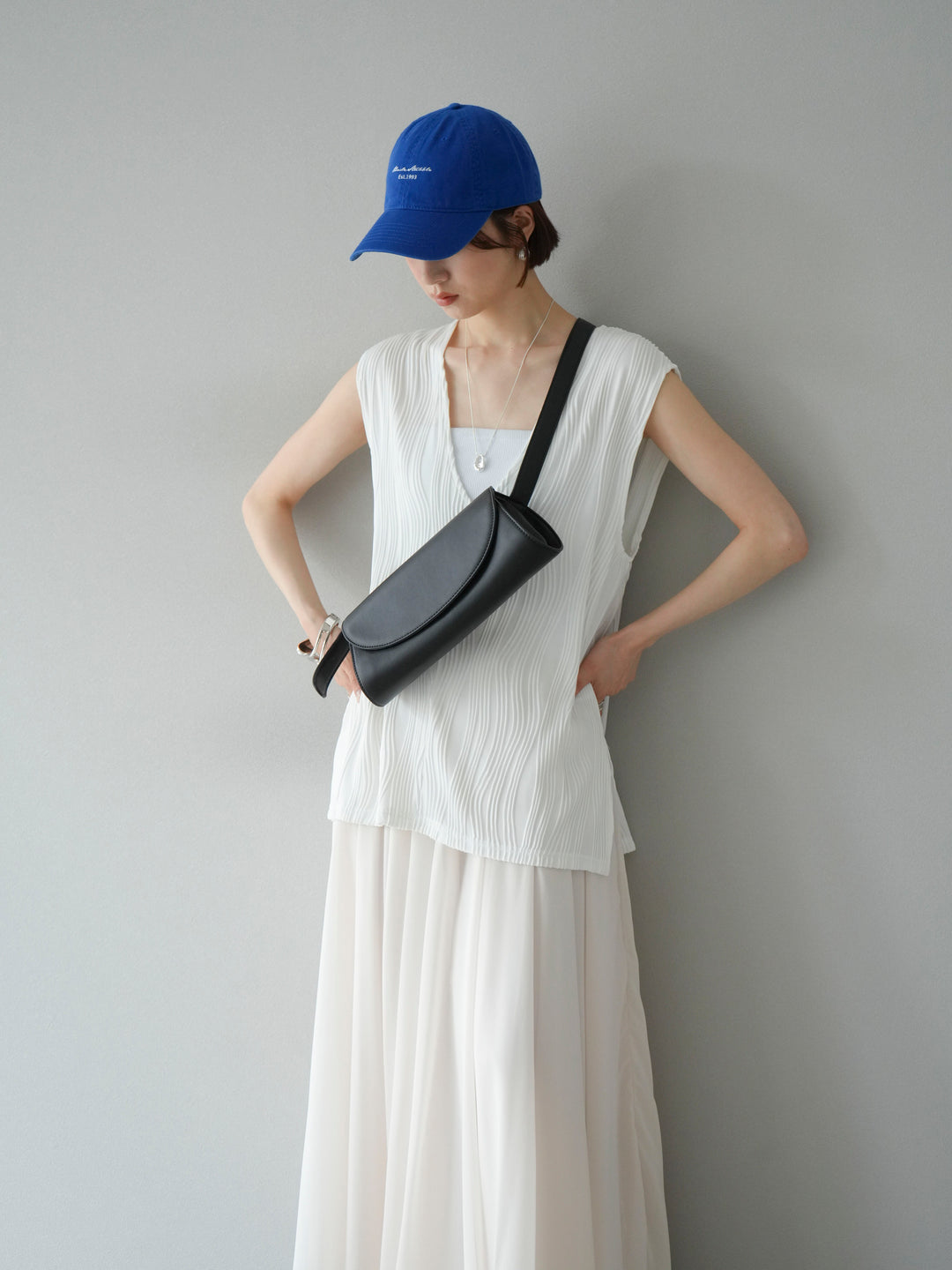 [SET]ウェーブパイピングVネックベスト+シフォンフレアスカート(2set)