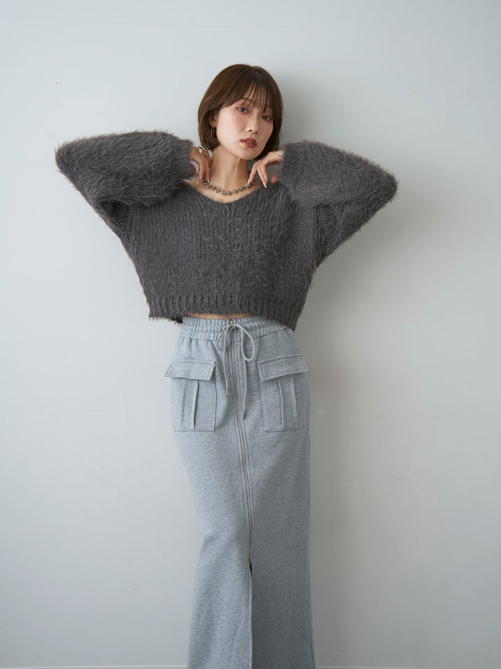 [予約]Vネックシャギークロップニットトップス/charcoal