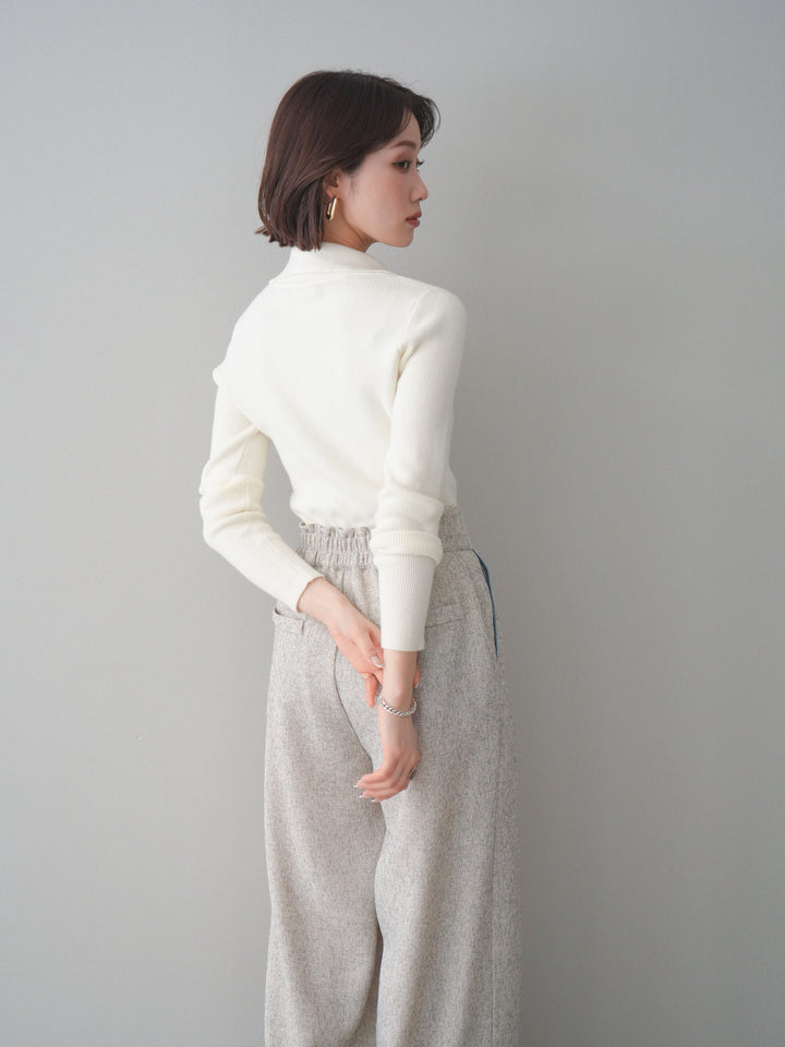 [予約]ゴールドボタンニュアンスタートルリブニットトップス/white