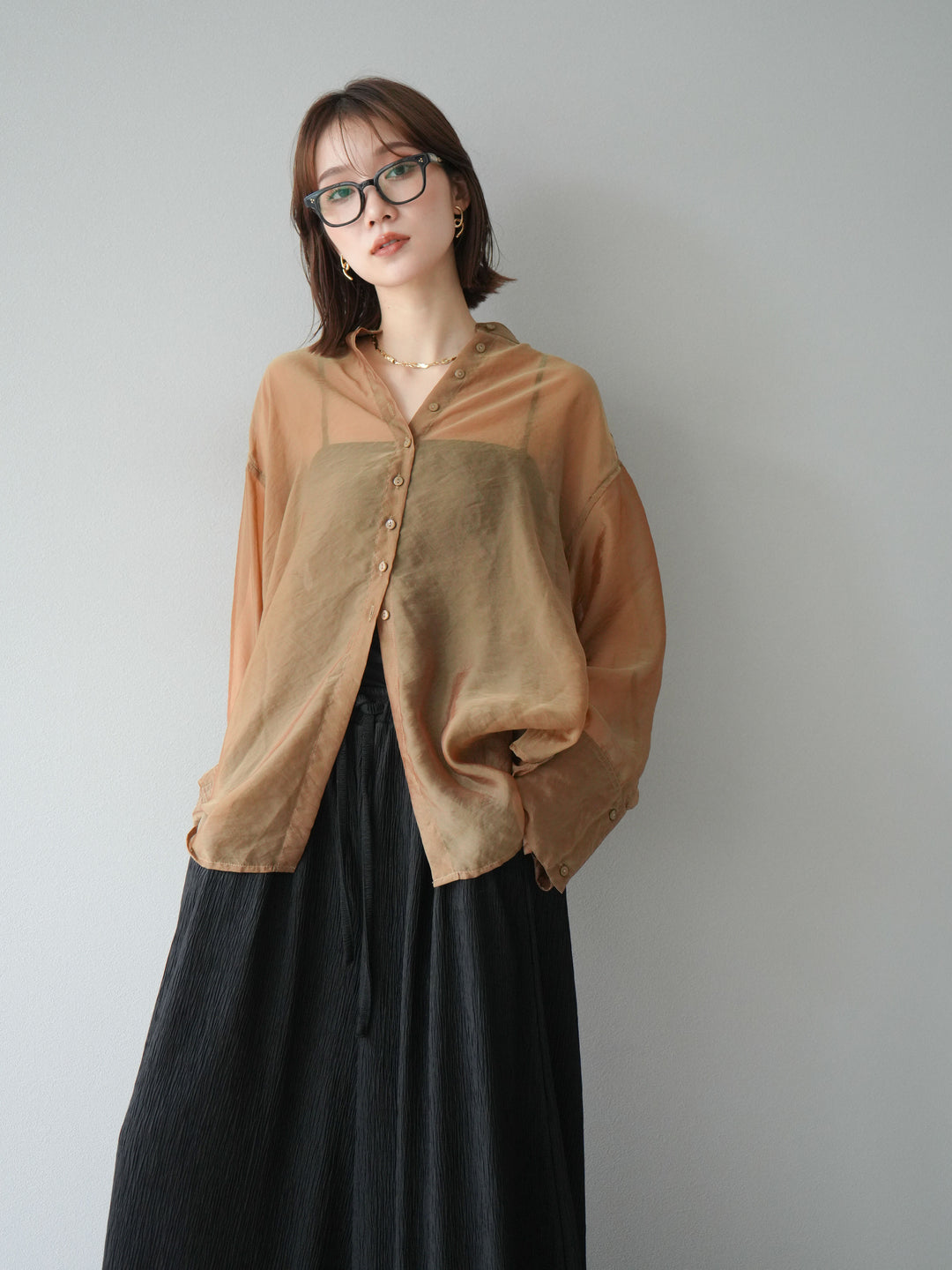 [SET] 亮面透視立領襯衫 + 柳葉寬褲 (2set)