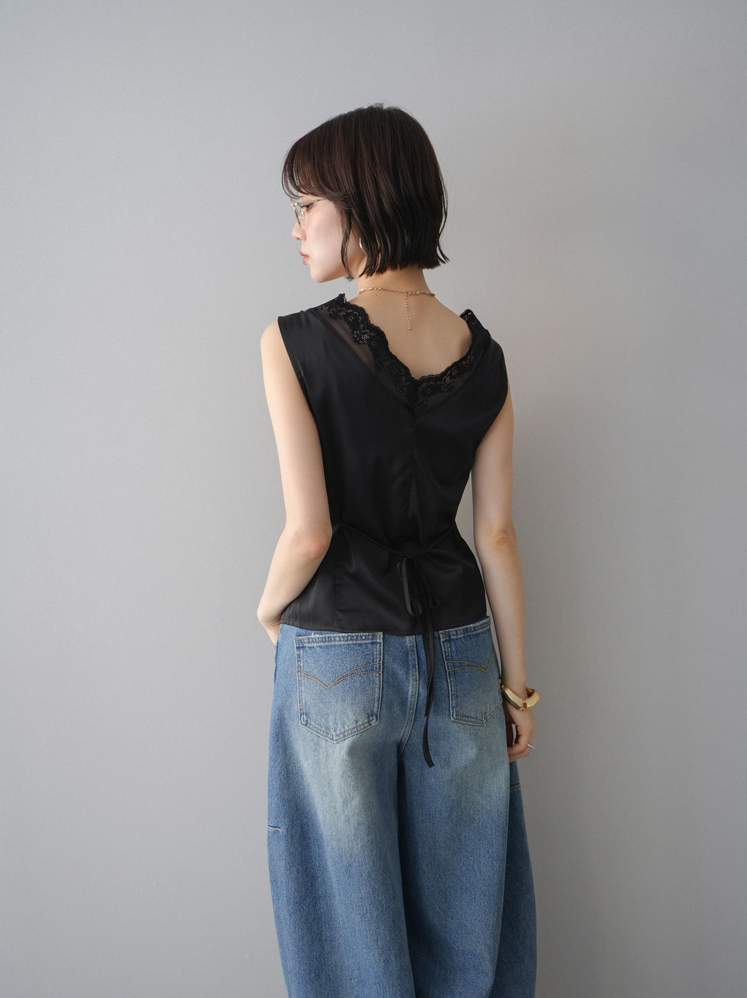 [予約]ノースリサテンレースキャミソール/black