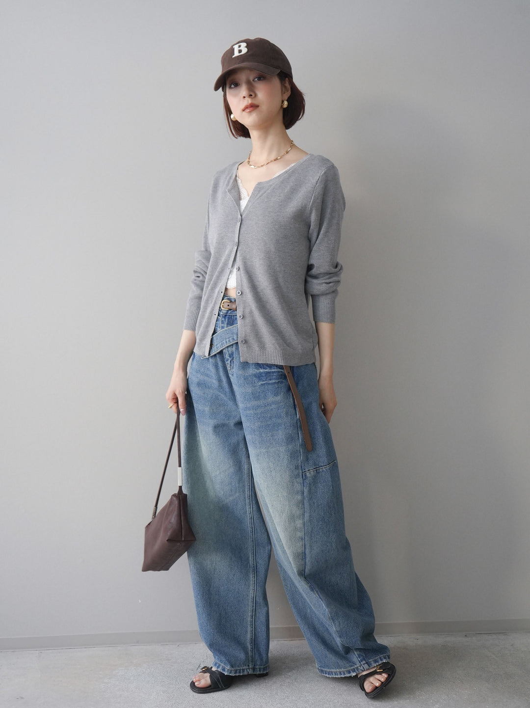 [SET]レースレイヤードニットカーディガン+アシメデザインワイドデニムパンツ(2set)