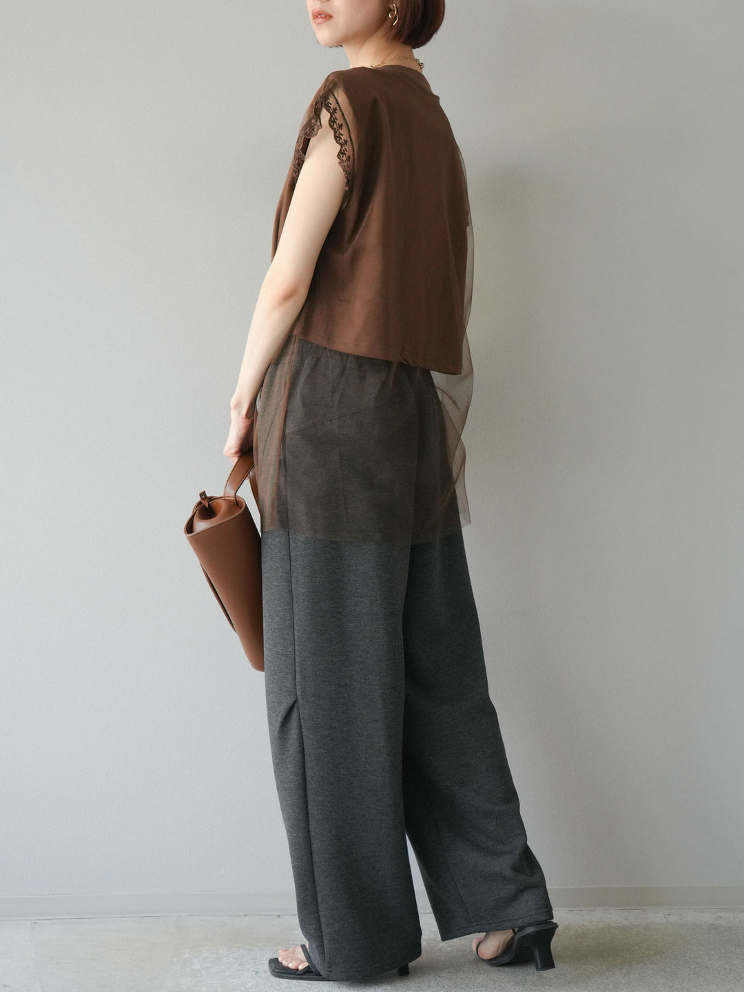 [預購] Light Punch Curve 褲子/炭灰色