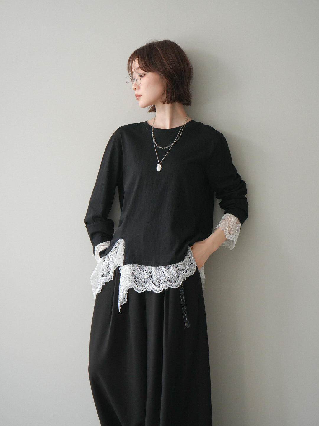 [予約]裾レースコンビカットソー/black
