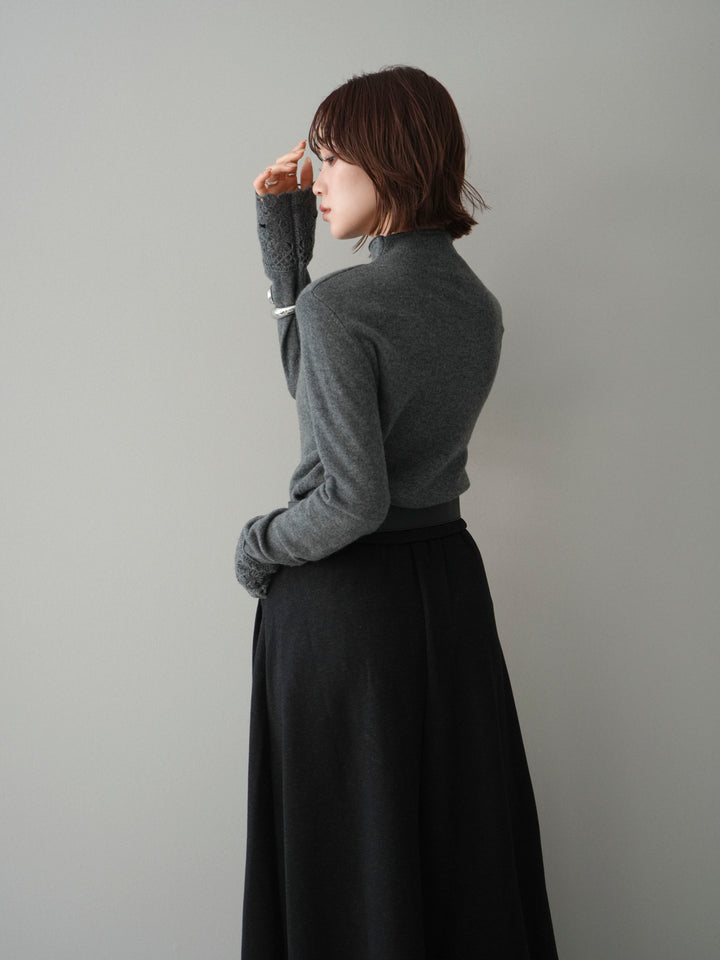 [予約]袖スカラップレースフロントボタンウールニットトップス/gray