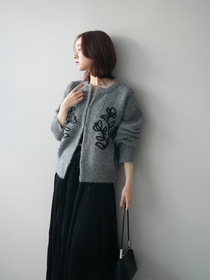 [SET]テープ刺繍ホック開きブークレニットカーディガン+ベロアティアードワッシャースカート(2set)