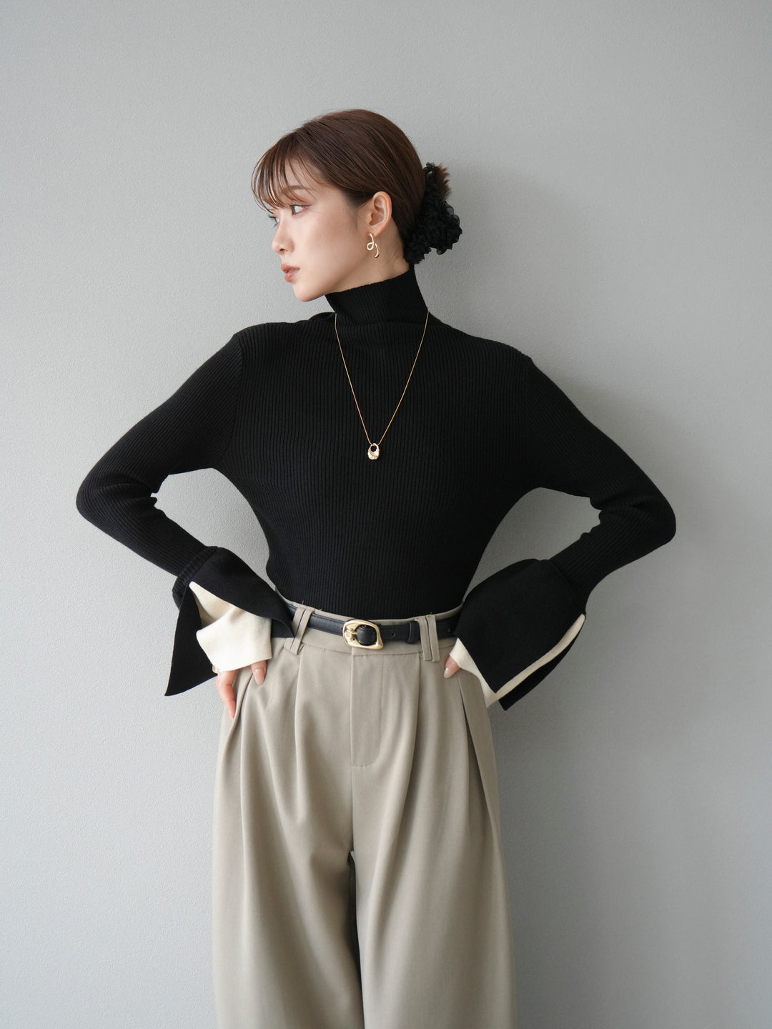 [予約]レイヤードフレアスリーブハイネックニットトップス/ブラック