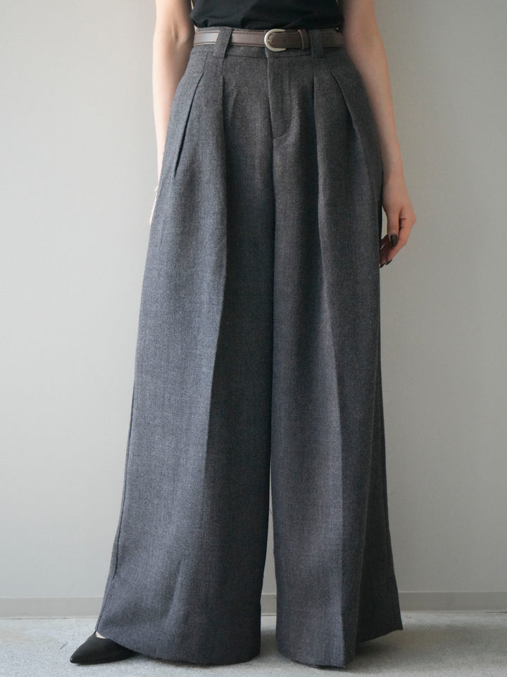 [予約]ウールタッチベルト付ワイドパンツ/charcoal