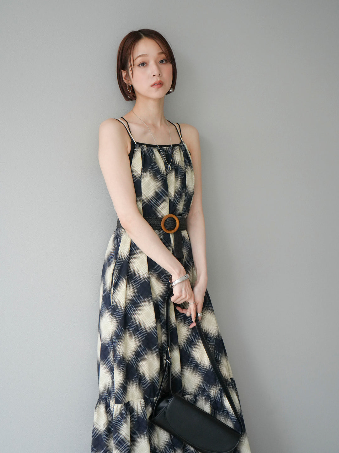 [SET] 繫腰帶格紋無袖洋裝 + 繫腰帶格紋無袖洋裝 (2 套)