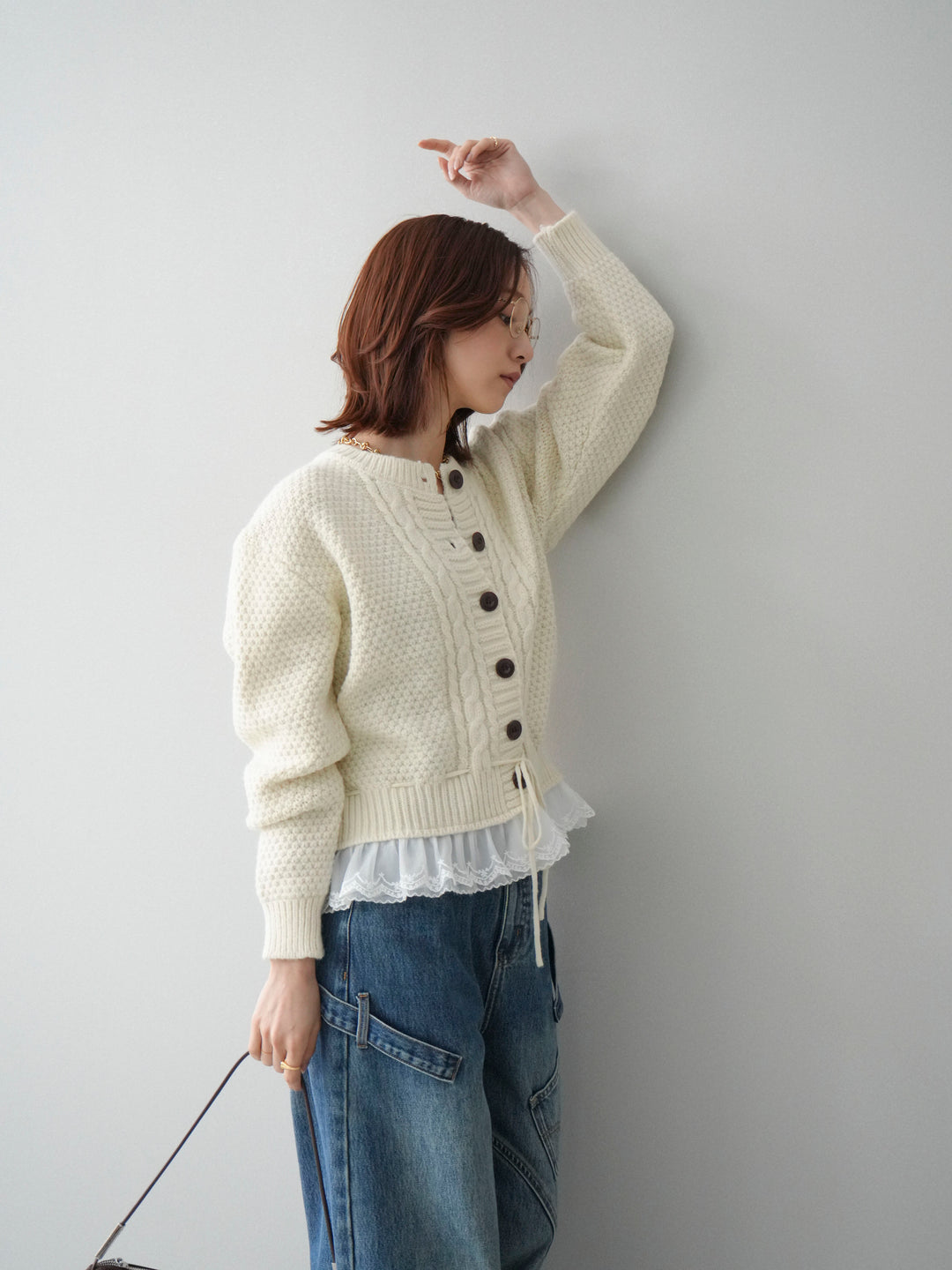 [SET]裾レースケーブルニットカーディガン+ペインターカーブデニムパンツ(2set)