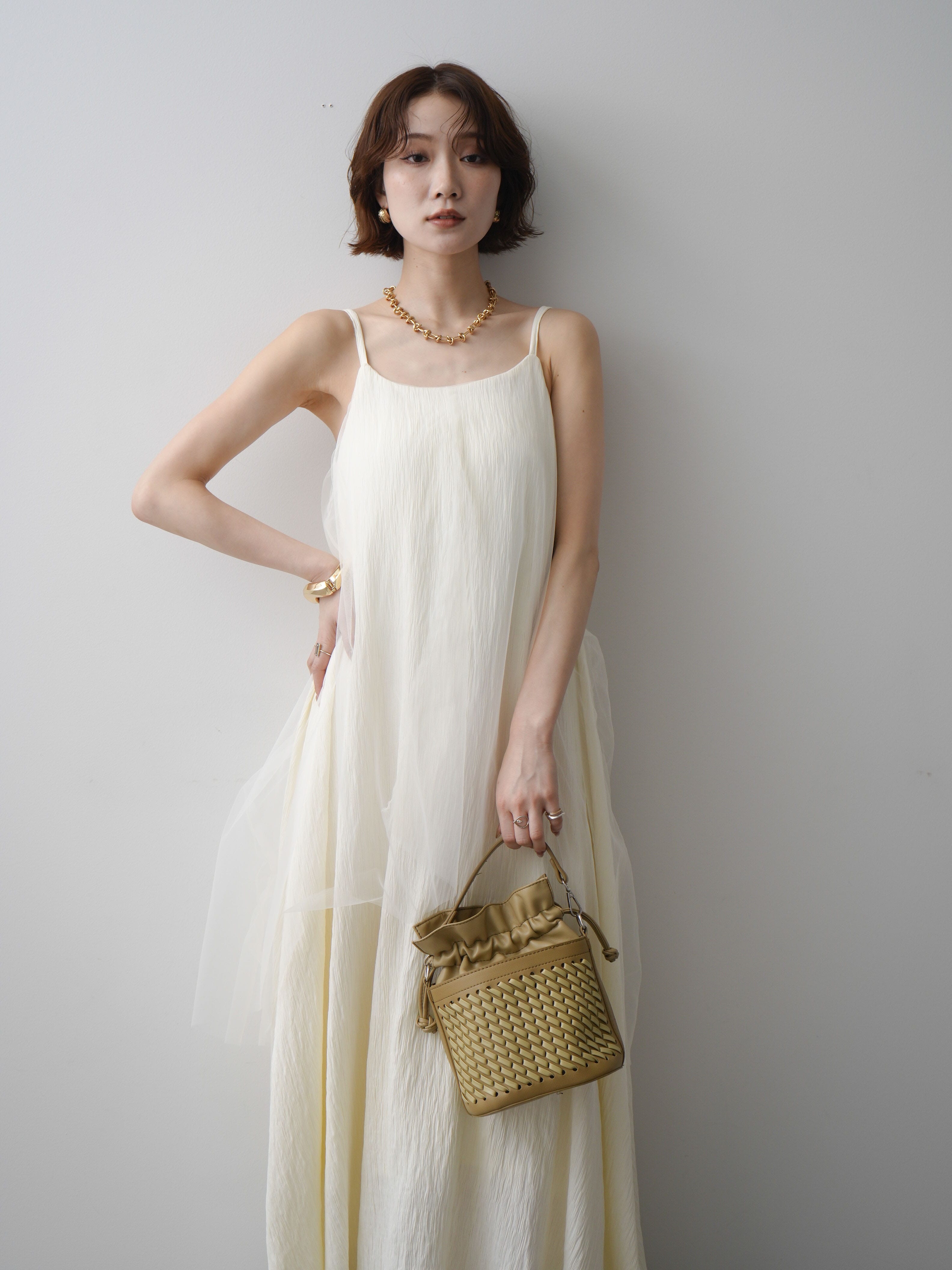 Ameri VINTAGE チュールレイヤードワンピース 予約]アシメチュールレイヤードキャミワンピース/ivory – Lumier