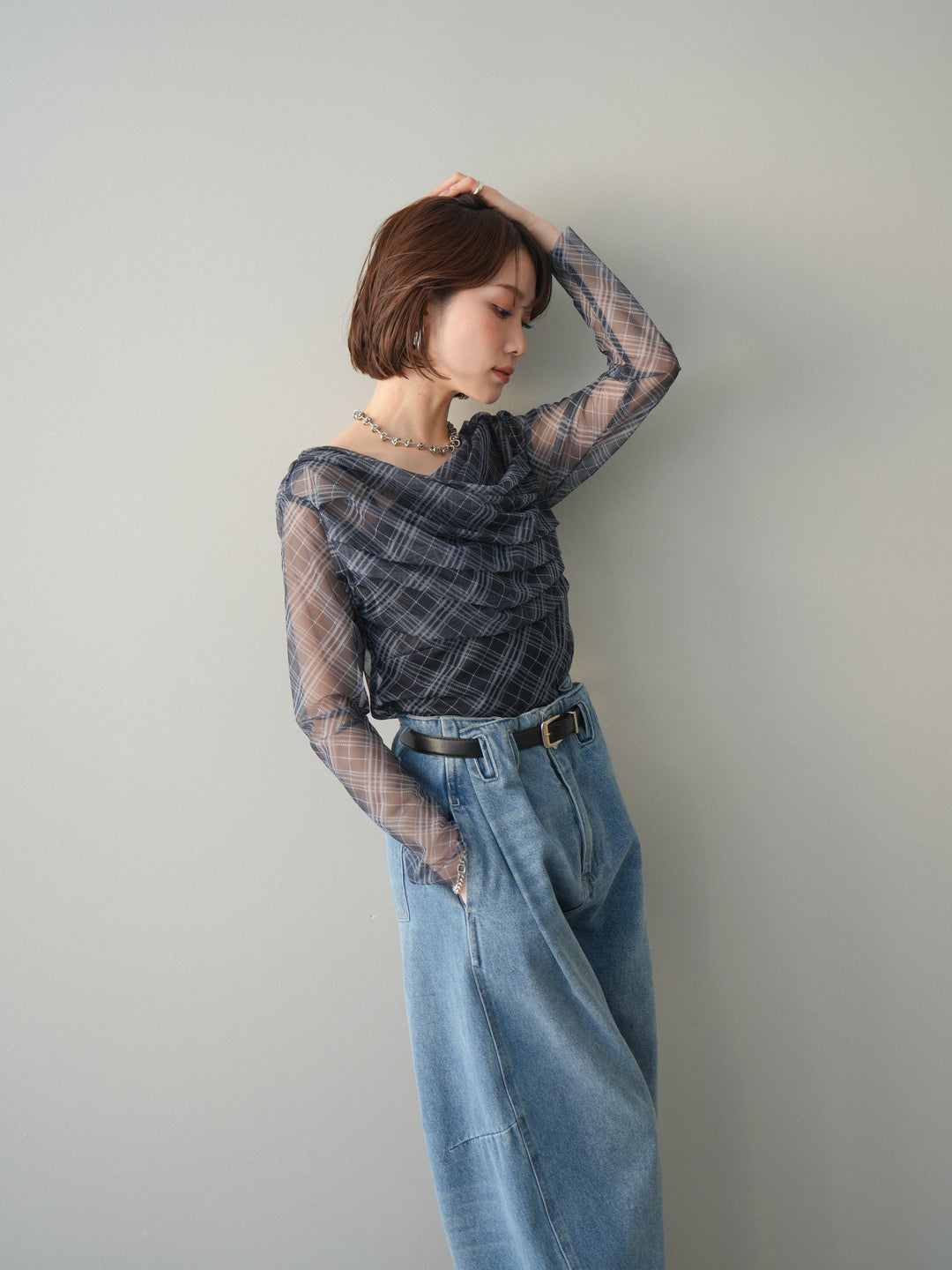 [予約]チュールバイアスチェックプリントタックネックトップス/navy