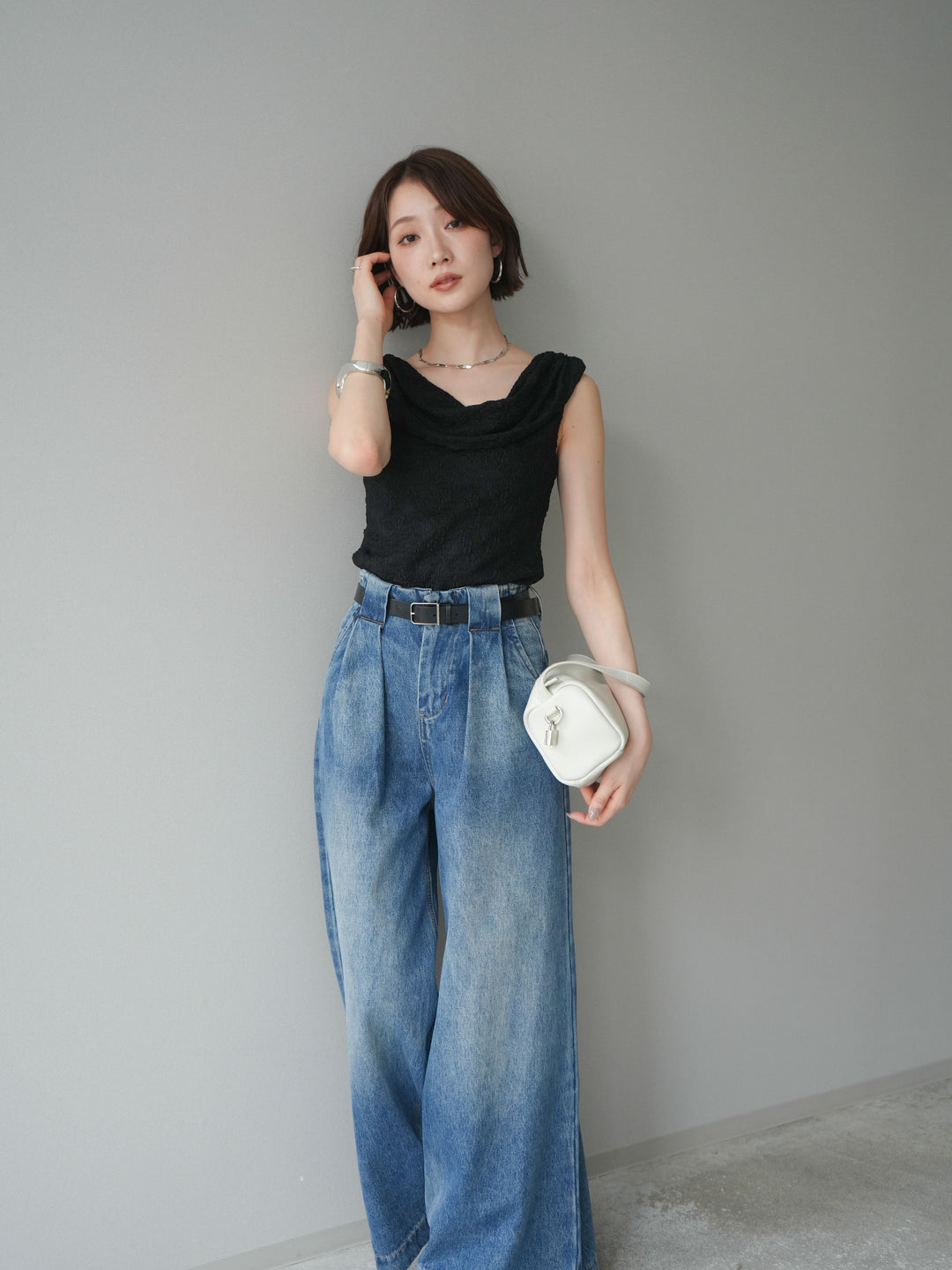 [予約]レースドレープネックアシメトップス/black
